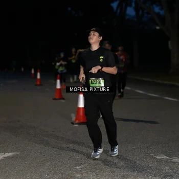 Runner Photo 5702522