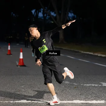 Runner Photo 5702659