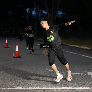 Runner Photo 5702663