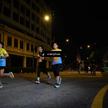Runner Photo 5704643