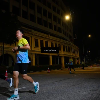 Runner Photo 5704744