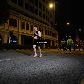 Runner Photo 5705476