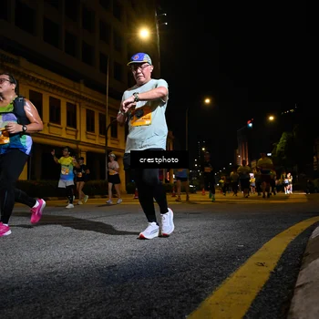Runner Photo 5706235