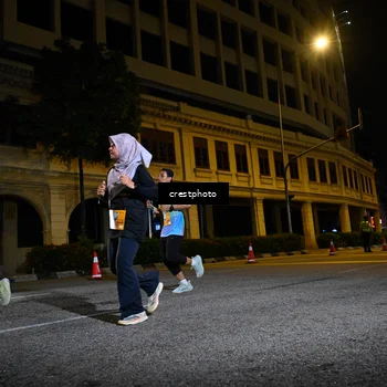 Runner Photo 5709375