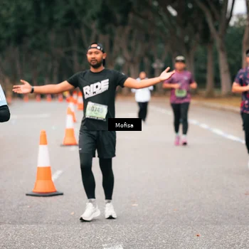 Runner Photo 5718101