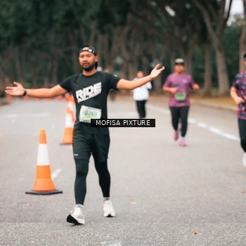 Runner Photo 5718121