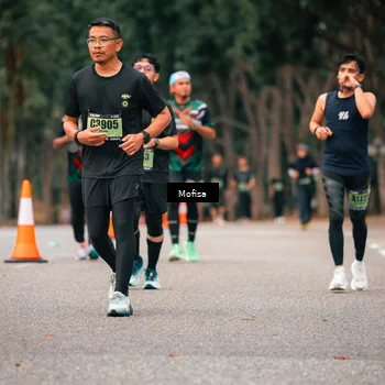 Runner Photo 5718459