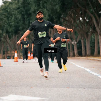 Runner Photo 5718624