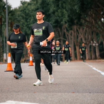 Runner Photo 5718934