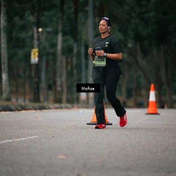 Runner Photo 5719172