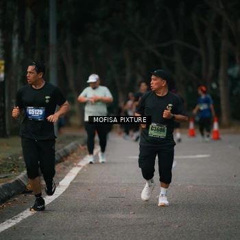 Runner Photo 5719961