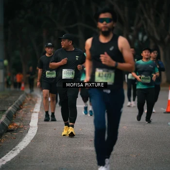 Runner Photo 5720096
