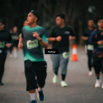 Runner Photo 5720111