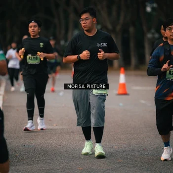 Runner Photo 5720119