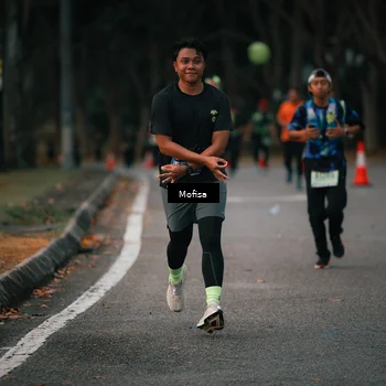 Runner Photo 5720181