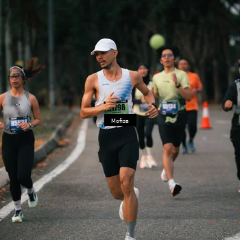 Runner Photo 5720220
