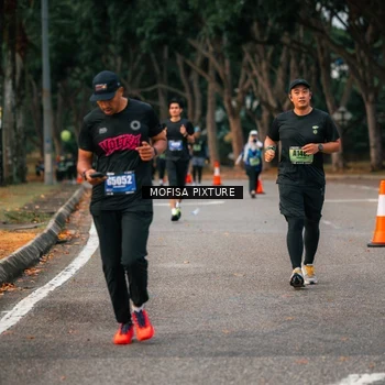 Runner Photo 5720315