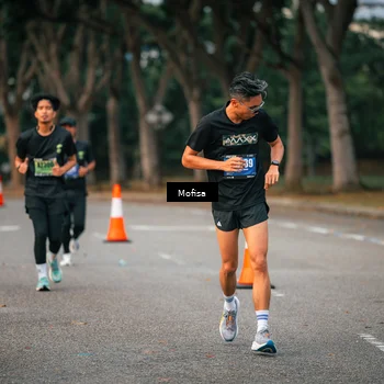Runner Photo 5720375
