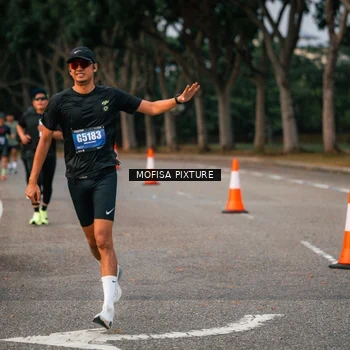 Runner Photo 5720568
