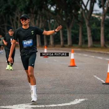 Runner Photo 5720576