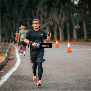 Runner Photo 5720614