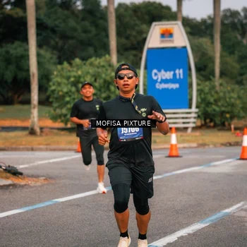 Runner Photo 5720658