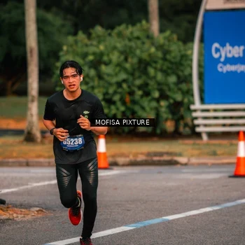 Runner Photo 5720799