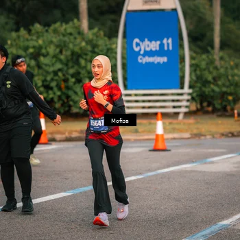 Runner Photo 5720930