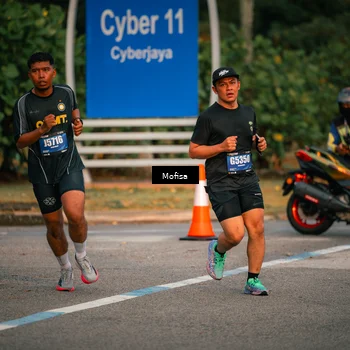 Runner Photo 5721115