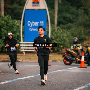 Runner Photo 5721165