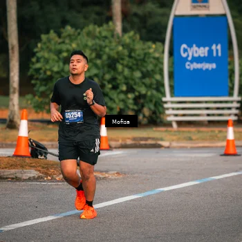 Runner Photo 5721404
