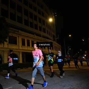 Runner Photo 5726793