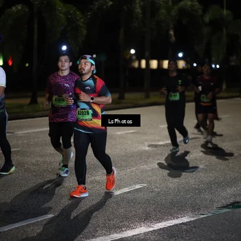 Runner Photo 5731111
