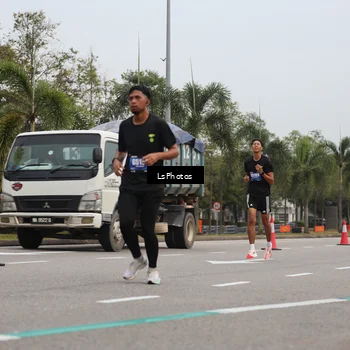 Runner Photo 5731374