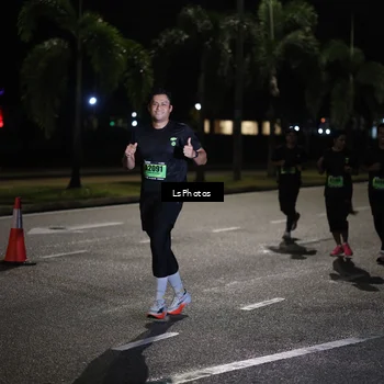 Runner Photo 5731435