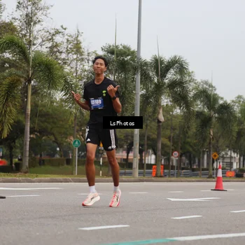 Runner Photo 5731592