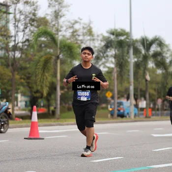 Runner Photo 5731876