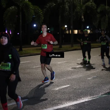 Runner Photo 5731894