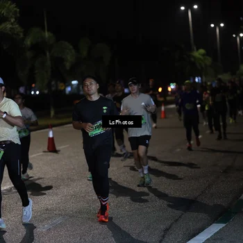 Runner Photo 5732117