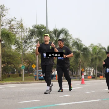 Runner Photo 5732201