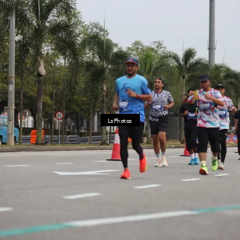 Runner Photo 5732399