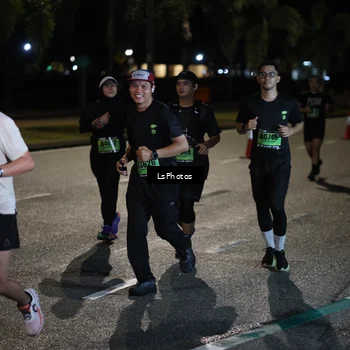 Runner Photo 5732442