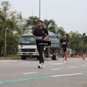 Runner Photo 5732611