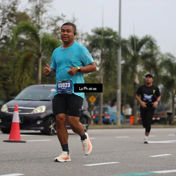 Runner Photo 5733024