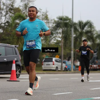 Runner Photo 5733135