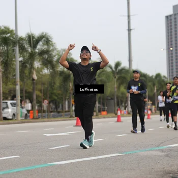 Runner Photo 5733174