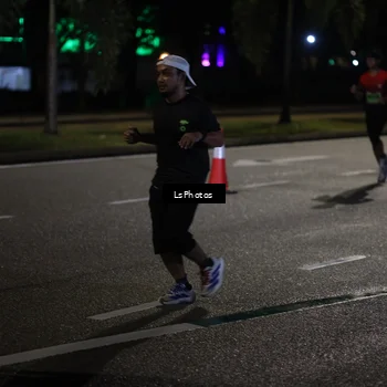 Runner Photo 5733335