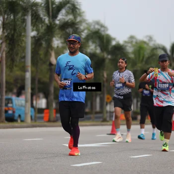 Runner Photo 5733341