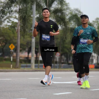 Runner Photo 5733360