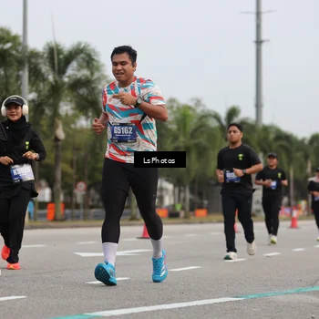 Runner Photo 5733389